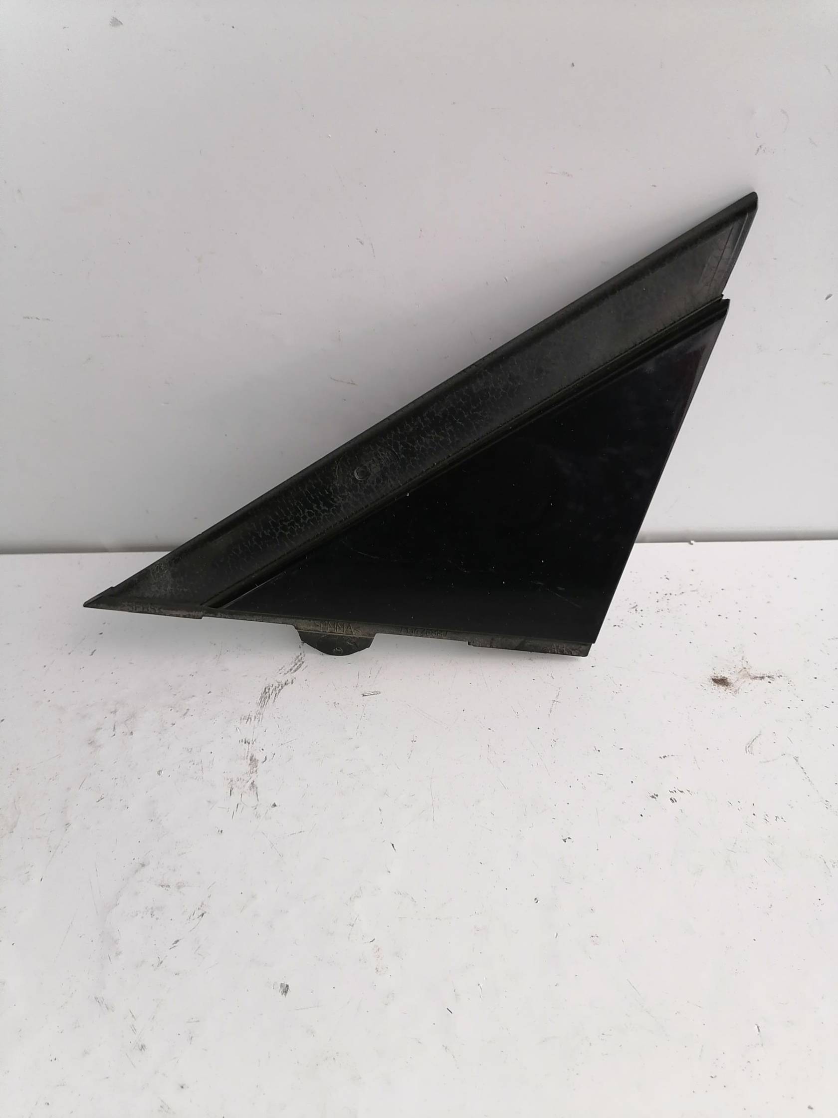 MODANATURA MONTANTE ANTERIORE sx.